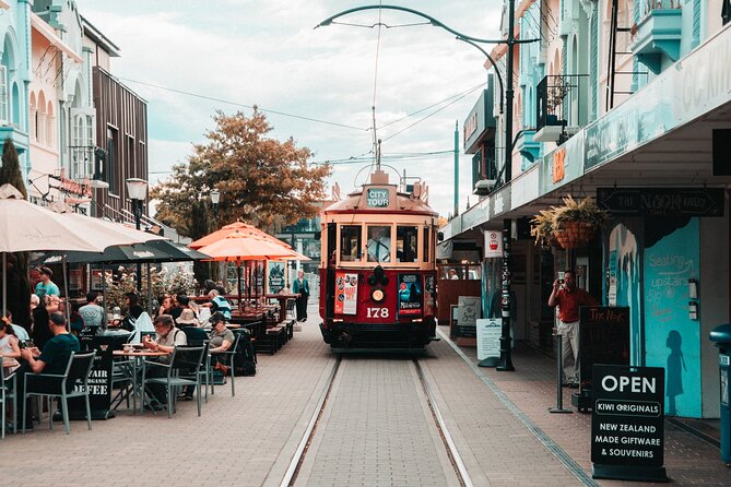 Discover Christchurch Tour - Riding the Christchurch Gondola for the big view