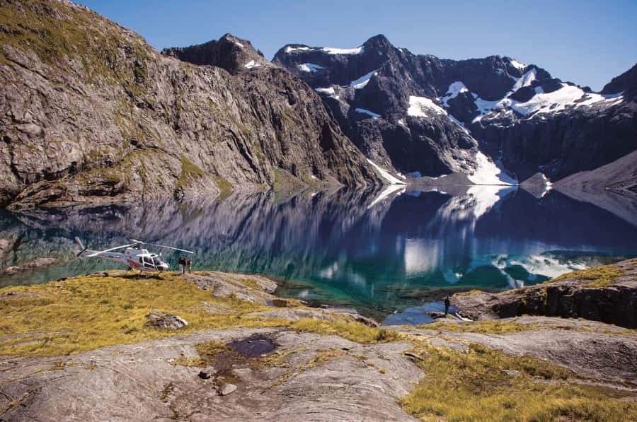 Doubtful Sound: Scenic Flight with 2 Landings - From Lake Manapouri to Wilmot Pass