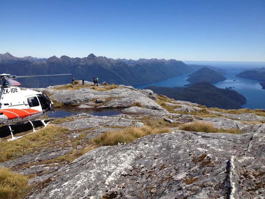 Doubtful Sound: Scenic Flight with 2 Landings - Seating, Views, and Group Size
