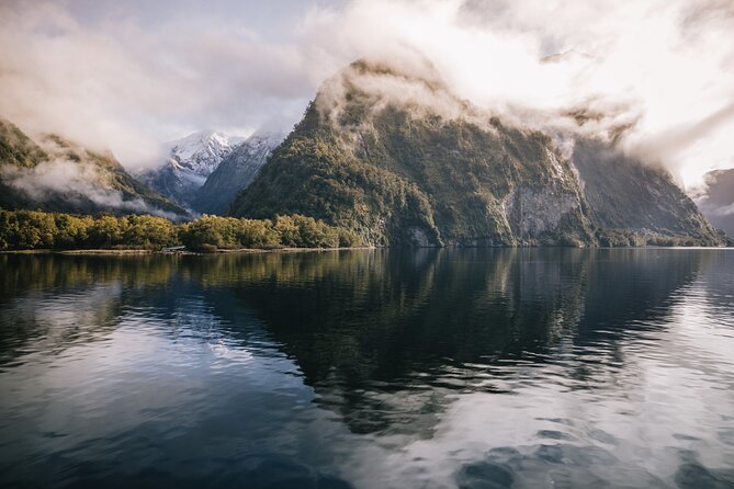 Doubtful Sound Wilderness Cruise from Te Anau - Key points at a glance