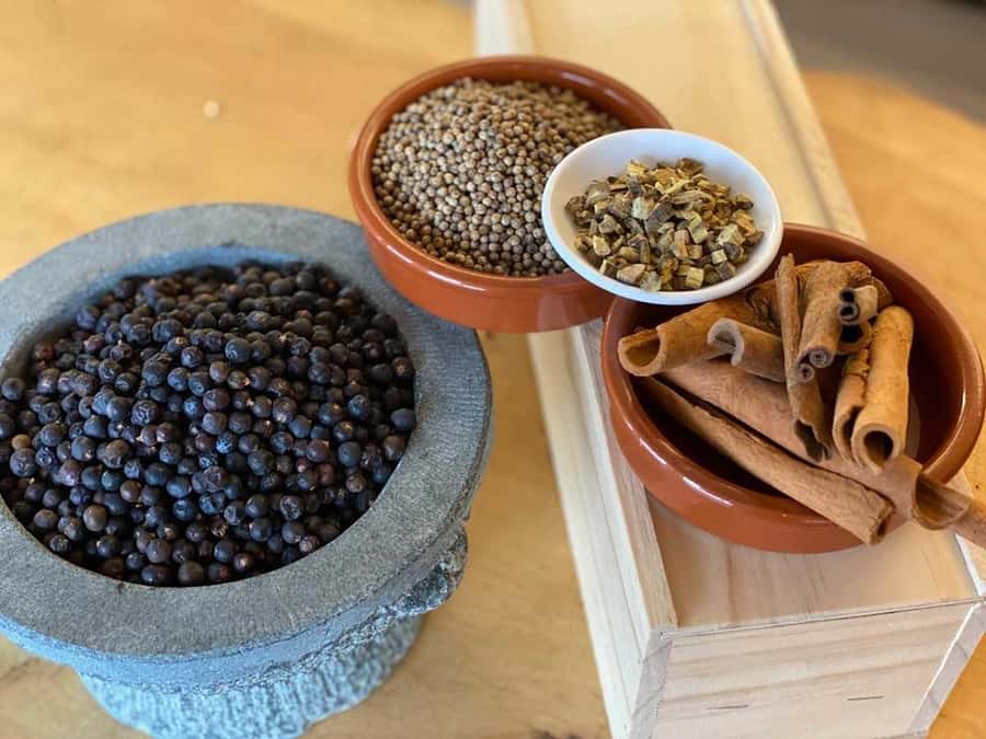 Dunedin: 3 Hour Artisan Food Walking Tour - Why this Dunedin food walk feels different