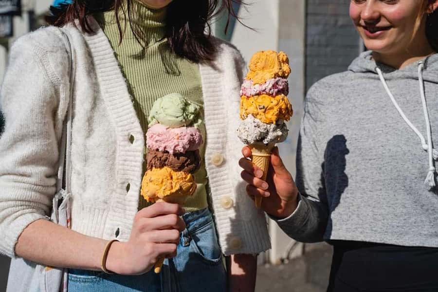 Dunedin: 3 Hour Artisan Food Walking Tour - Cheese rolls, coffee, and everyday Otago flavour