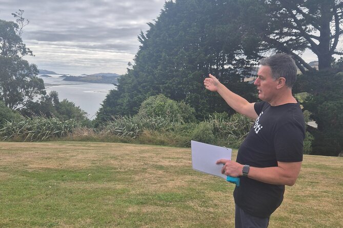 Dunedin City - Settlers & Voyages Tour - What the small group changes