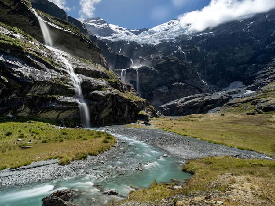 Earnslaw Burn Glacier & Waterfalls | 45 mins from Glenorchy - My call: book it for the landing, not only the flight