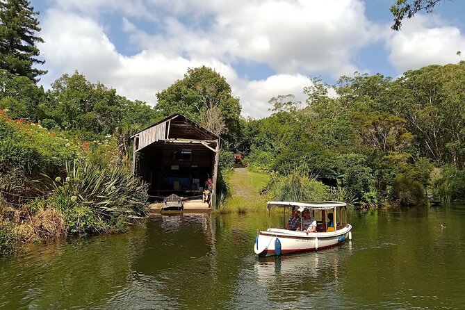 Electric Boats to explore Kerikeri river - The helpful part of having a lead boat