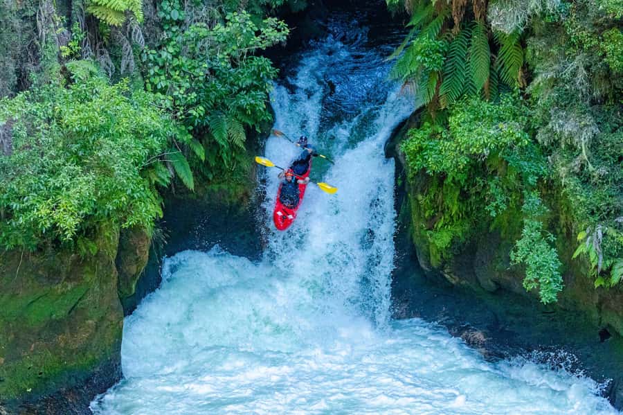 Epic Tandem Kayak Tour down the Kaituna River Waterfalls - Who will get the most from this adventure