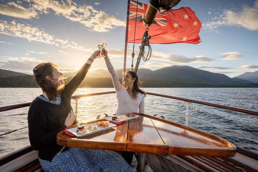 Evening Champagne Cruise on Historic 1935 Motor Yacht. - Booking tips for a smoother evening