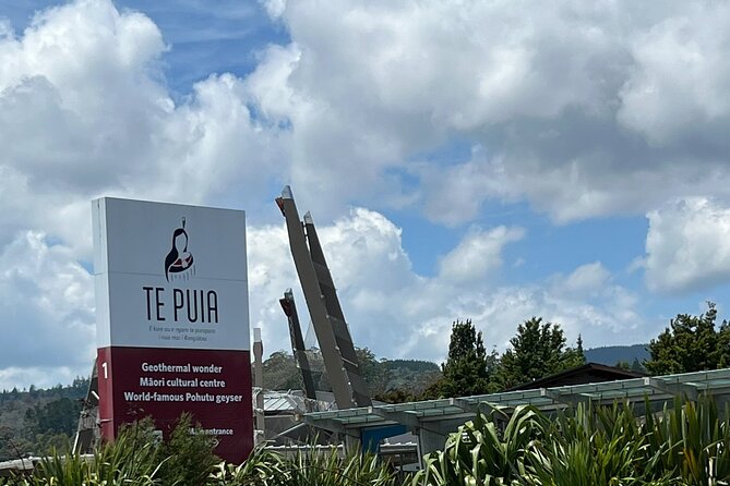 Ex Auckland: Rotorua Māori Village with Haka and Hot Springs - Who should book this full-day outing