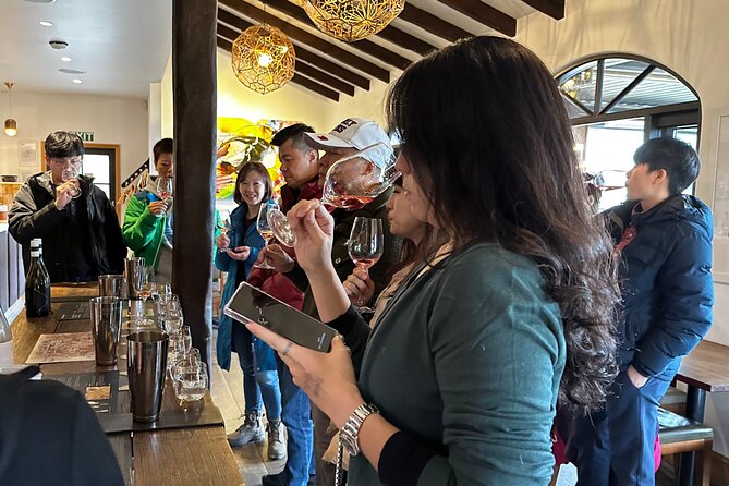 'Express' Wine Tour & Māori Culture Wānaka - Booking advice and cancellation terms