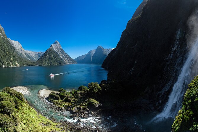 Fiordland Heli-hike from Te Anau - What the $286.37 price includes