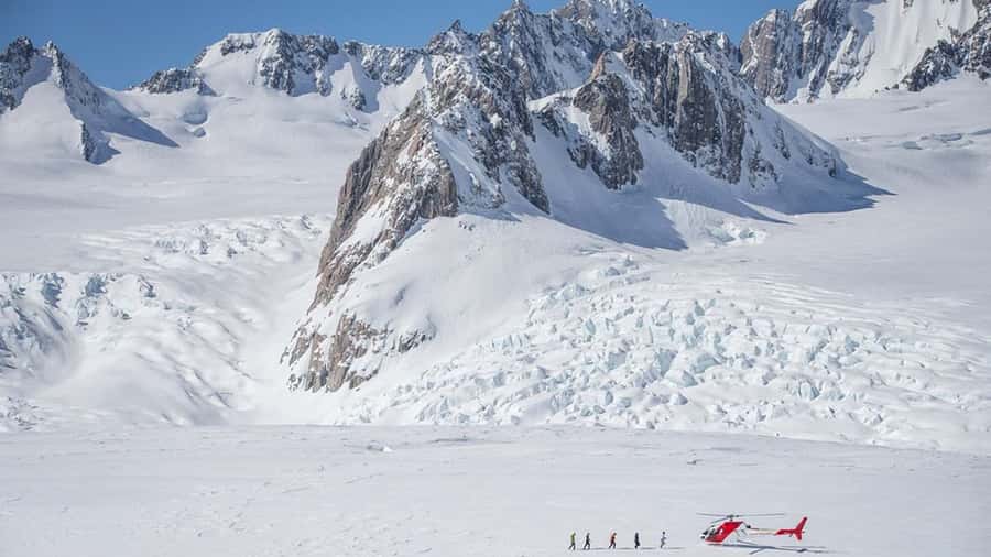 Fox Glacier: Scenic Helicopter Flight with Snow Landing - Why Fox Glacier looks different from the air