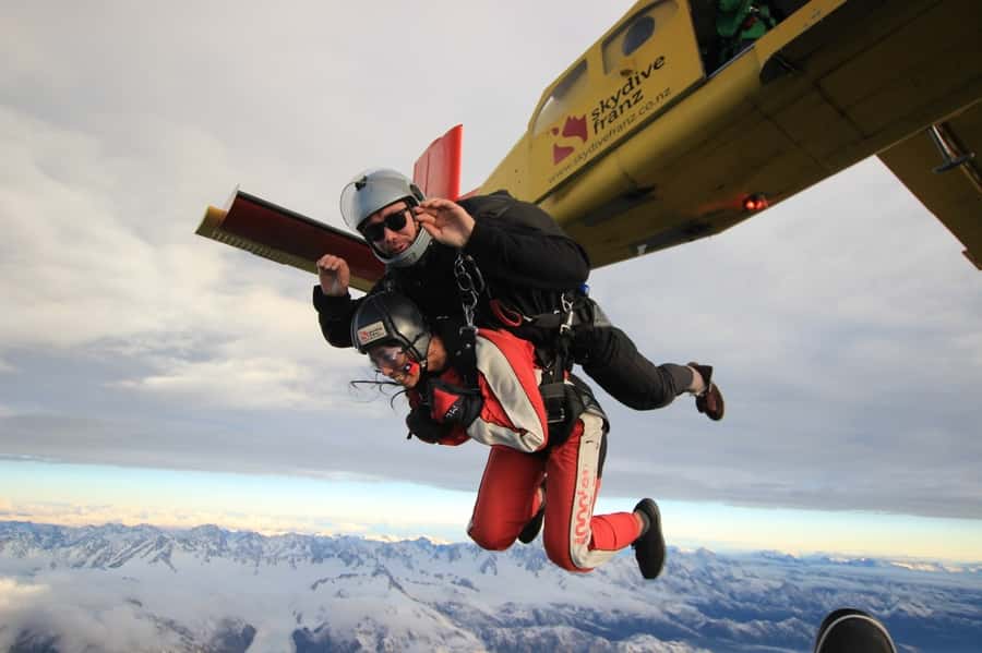 Franz Josef: 13,000ft, 16,500ft or 18,000ft Skydive - Choosing 13,000, 16,500, or 18,000 feet