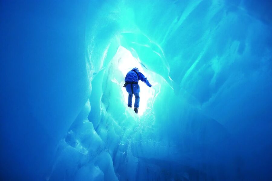 Franz Josef: 2.5 Hour Glacier Hike with Helicopter Transfer - Guides who add meaning to the ice