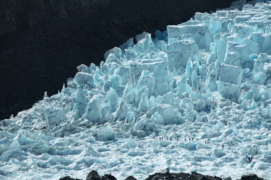 Franz Josef: 2.5 Hour Glacier Hike with Helicopter Transfer - Booking tactics for a weather-dependent day