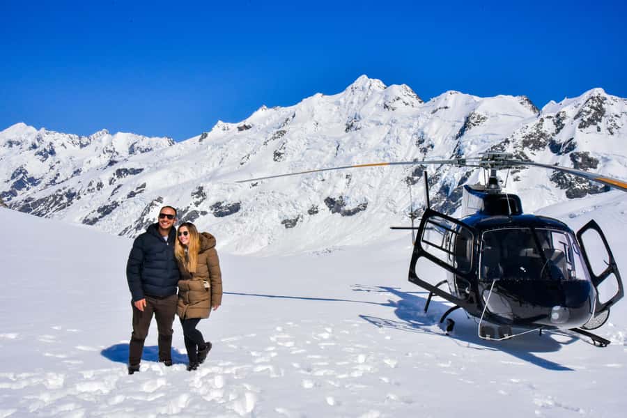 Franz Josef: Grand Circle 60 Minute Scenic Flight - Crossing the Main Divide toward the high peaks