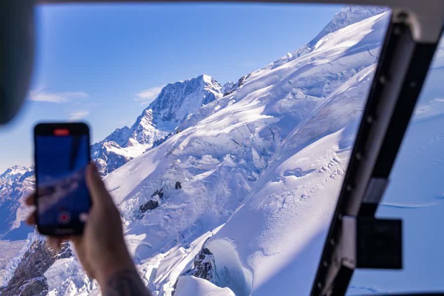 Franz Josef: Grand Circle 60 Minute Scenic Flight - Starting at 69 Cron Street in Franz Josef