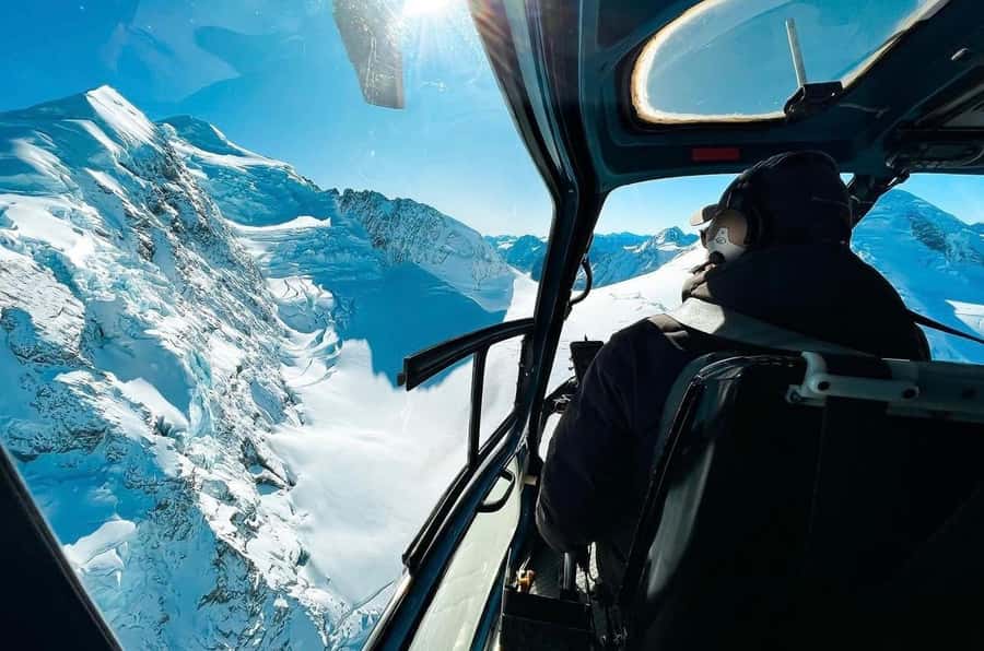 Franz Josef Town: 3-Glacier Helicopter Ride with Landing - Key points at a glance