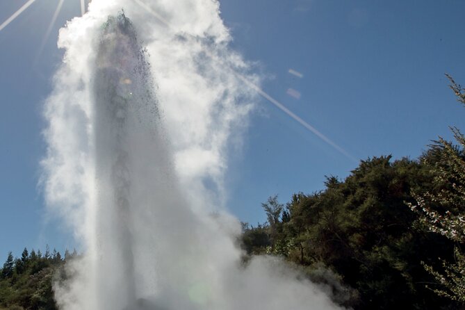 From Auckand: Waiotapu and Polynesian Spa Rotorua Day Tour - The long return to Auckland