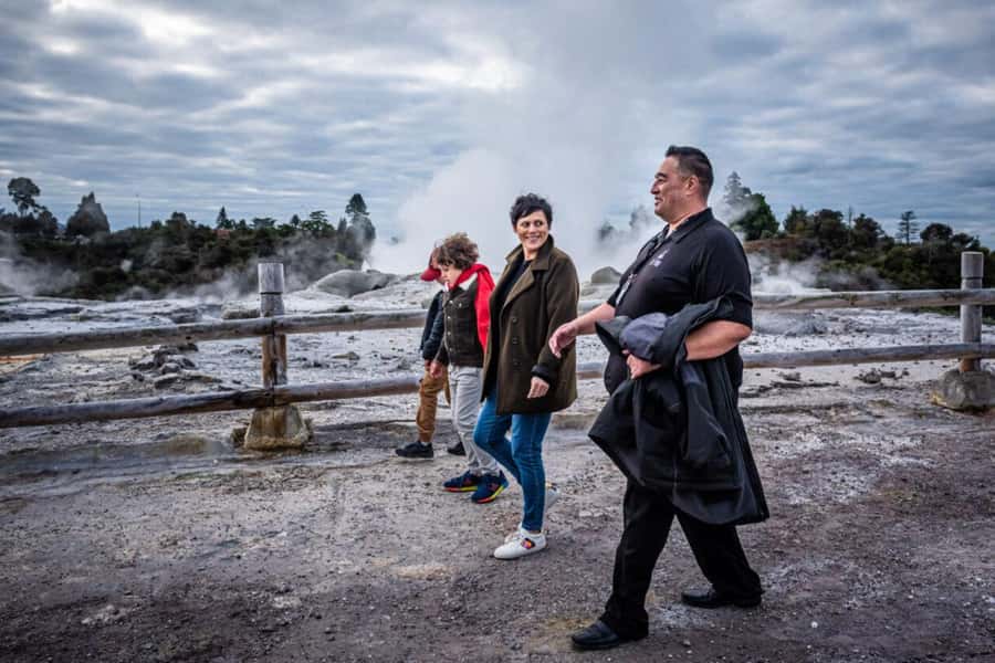 From Auckland: Rotorua Te Puia, Haka & Polynesian Spa Tour - Why this Auckland to Rotorua day works