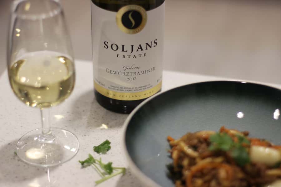 From Auckland: Small Group Kumeu Wine Tour with Lunch - Coopers Creek and a wider choice of wines