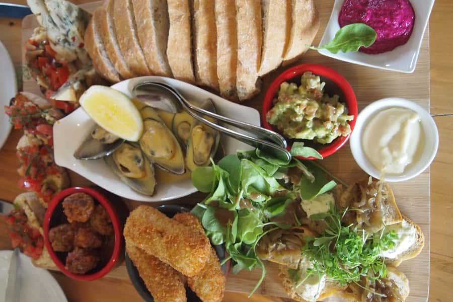 From Blenheim/Picton: Marlborough Gourmet Wine Tasting Tour - Starting from Picton or Blenheim