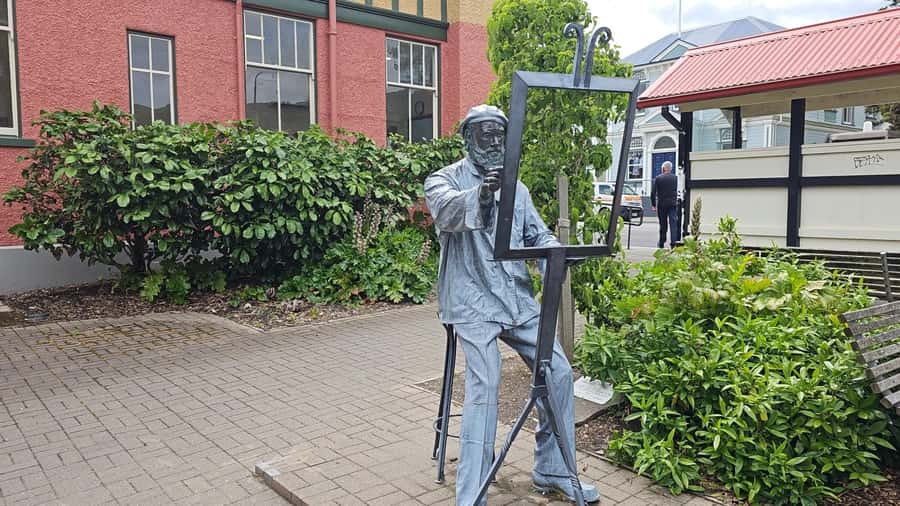 From Christchurch: Akaroa Day Tour with Optional Cruise - Why Akaroa Makes a Fine Day Out from Christchurch