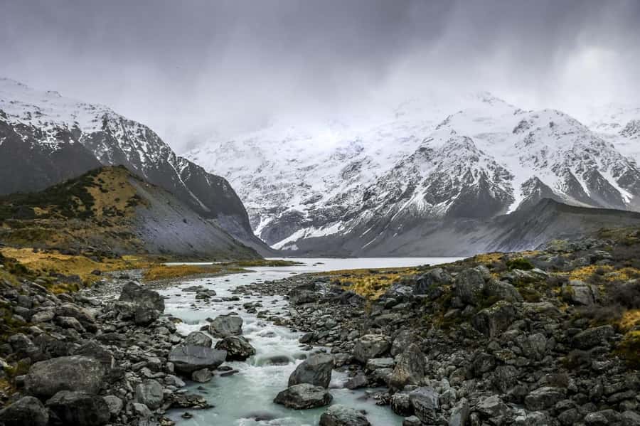 From Christchurch: Queenstown via Tekapo & Mt Cook Day Trip - A road trip that doubles as your South Island transfer