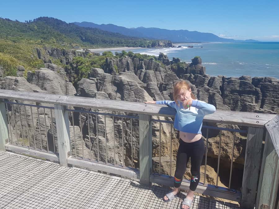 From Greymouth: Punakaiki Blowholes & Pancake Rocks Tour - A refreshment pause after the blowholes