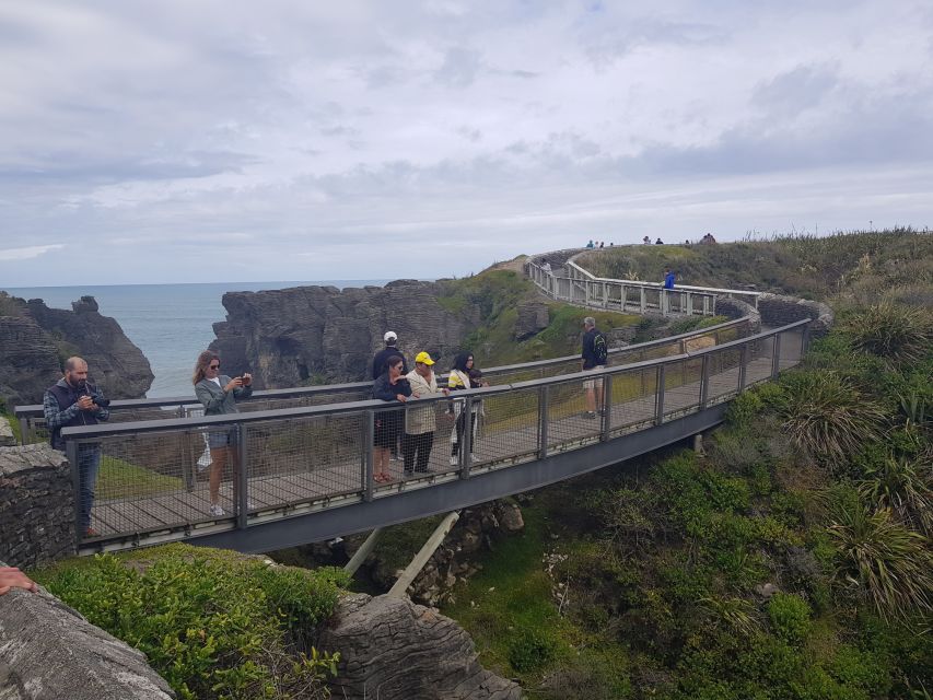 From Greymouth: Punakaiki Blowholes & Pancake Rocks Tour - Returning to Greymouth with room for extra stops