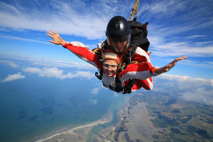 From Motueka: Abel Tasman Tandem Skydive Experience - Choosing between 10,000 and 18,000 feet