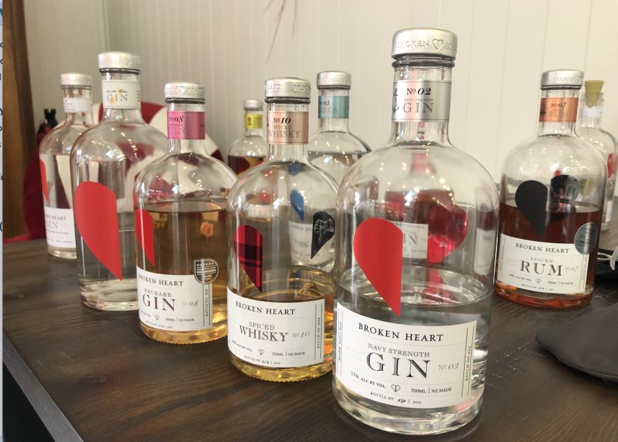 From Queenstown: Guided Gin Tour with Tastings - Guides make the six hours work