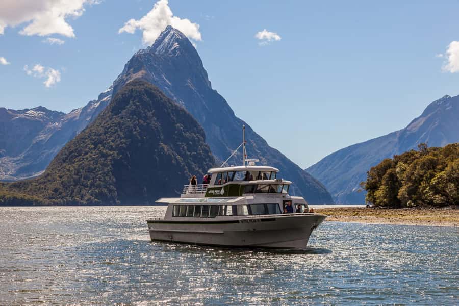 From Queenstown: Milford Sound Day Trip with Cruise & Flight - Weather, packing, and smart preparation