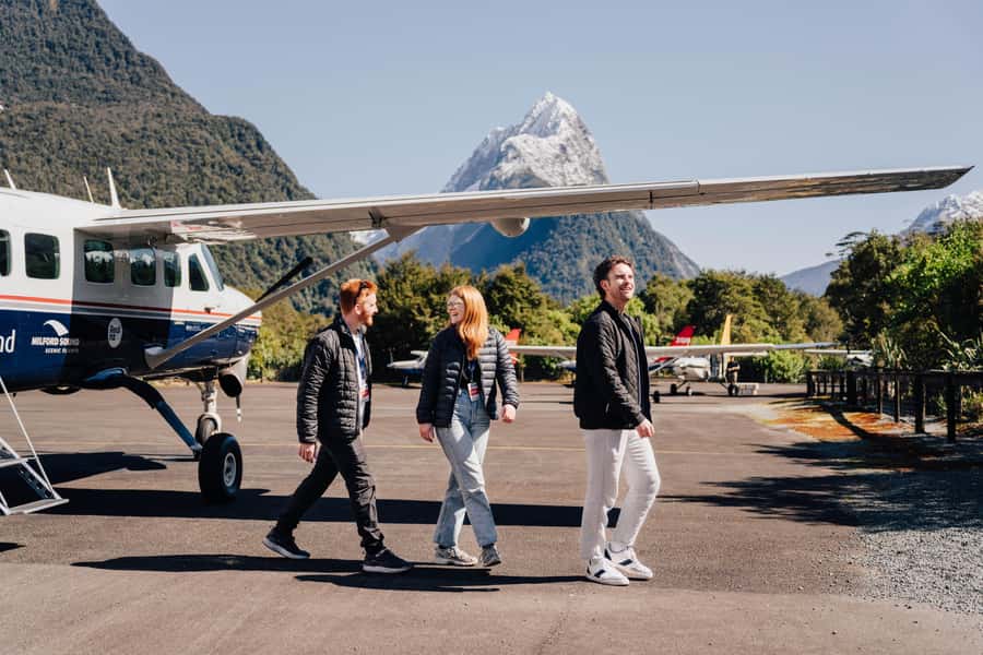 From Queenstown: Milford Sound Full-Day Trip by Plane & Boat - The outward flight over Central Otago and Fiordland