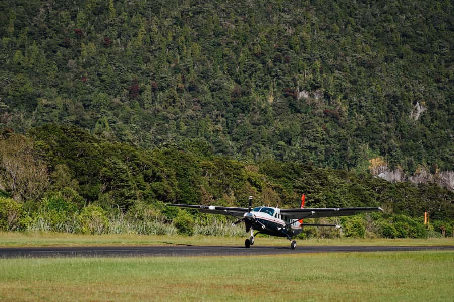From Queenstown: Milford Sound Full-Day Trip by Plane & Boat - Is $447 per person good value?