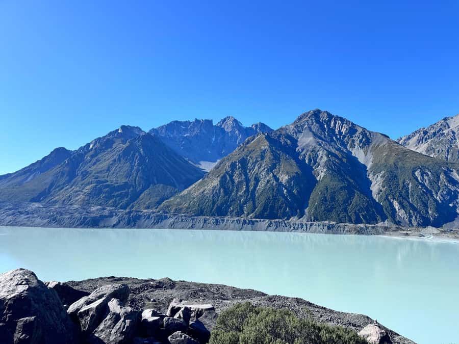 From Queenstown: Mount Cook Scenic Day Tour - Lake Pukaki and the first great mountain views