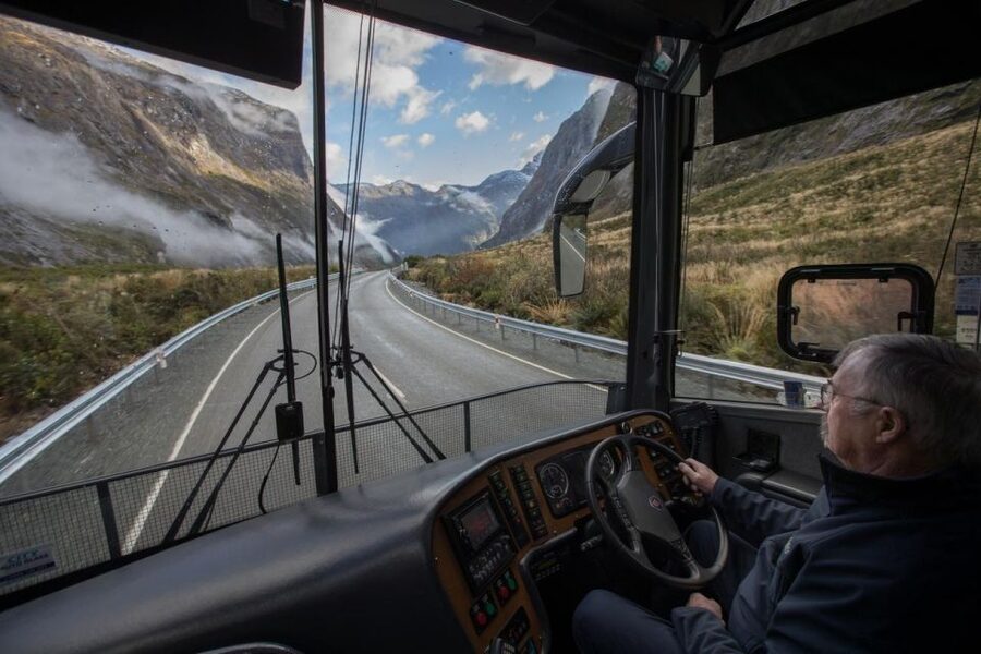 From Te Anau: Milford Sound Cruise & Scenic Coach Tour - Pickup timing deserves your attention