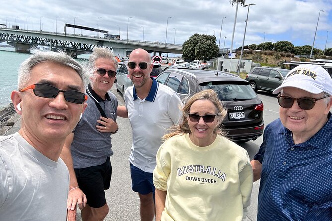 Full-Day Auckland Discovery - Auckland Harbour Bridge: the city’s key crossing