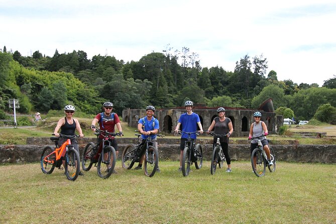 Full Day Ebike Tour in Karangahake Gorge (ex Auckland) - The Auckland pickup and Waikato drive