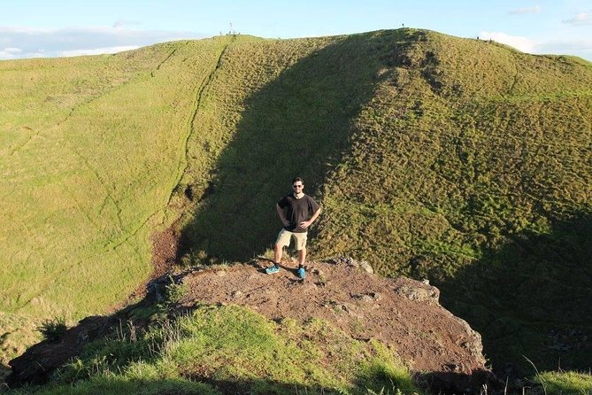 Full-Day Grand Auckland Volcanoes Tour - Mangere Mountain connects geology and Māori settlement