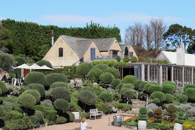 Full Day Private Waiheke Island Wine Tour Including Lunch - Riding in the Mercedes V250D