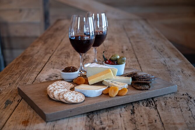 Gourmet Food and Wine Tour Queenstown All-Inclusive Tour - The final Gibbston tasting and cheese pairing