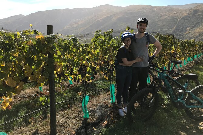 Guided eBike Wine Tour Ride to the Vines - Stopping at the Kawarau Suspension Bridge