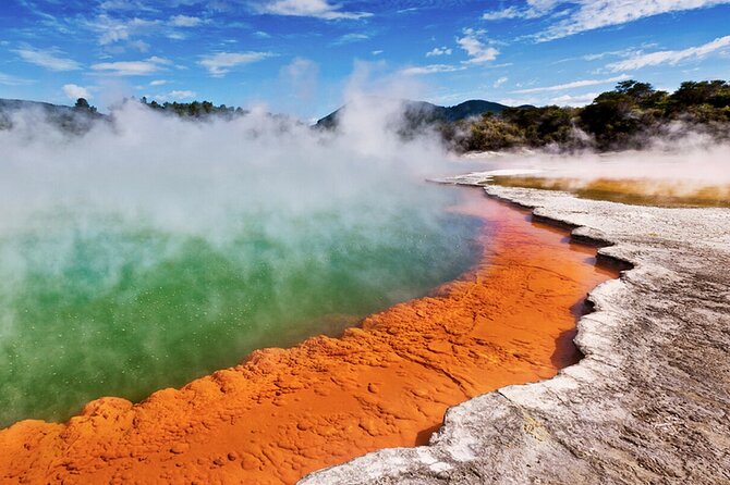 Half-Day Tour - Ex Rotorua: WAI-O-TAPU Thermal Wonderland - The bubbling Mud Pool comes first
