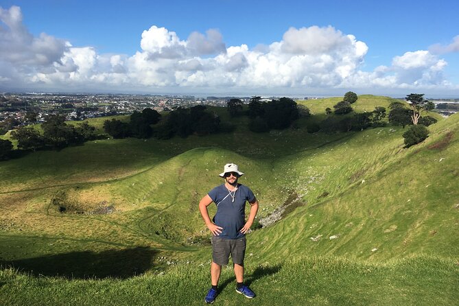 Half-Day Volcano Tour from Auckland - One Tree Hill connects scenery with New Zealand history