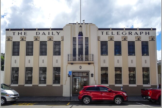 Hawkes Bay - Scenic, luncheon, wine Tour - The return through Napier’s Art Deco homes