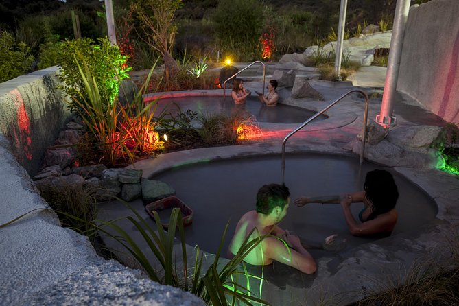 Hell's Gate Mud Bath & Spas - The sulfur smell: what to expect