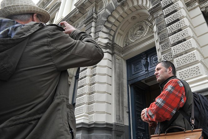 Heritage Highlights Walk - St. Paul’s Cathedral adds a religious contrast