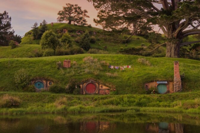 Hobbiton and Waitomo Caves Arrive in Comfort and Style - Booking advice that can save trouble