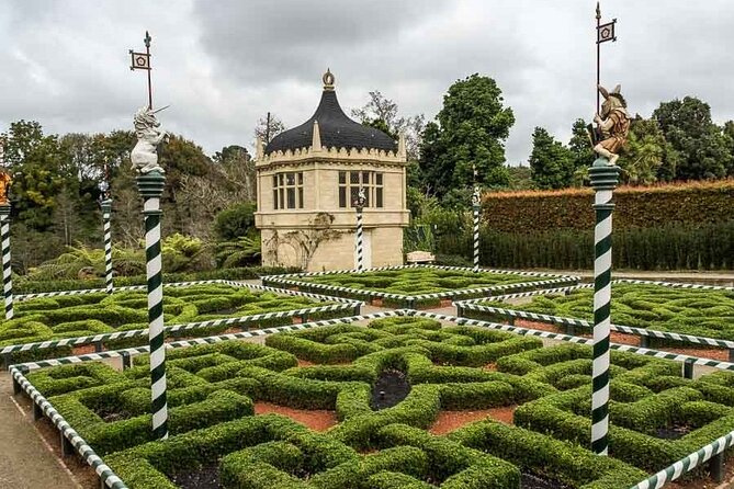 Hobbiton Movie Set and Hamilton Gardens Small Group-from Auckland - Who will enjoy this day most