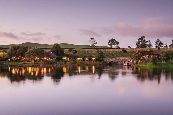 Hobbiton movie set tour and a lot more beautiful NZ sights - Guides, vehicles, and group size